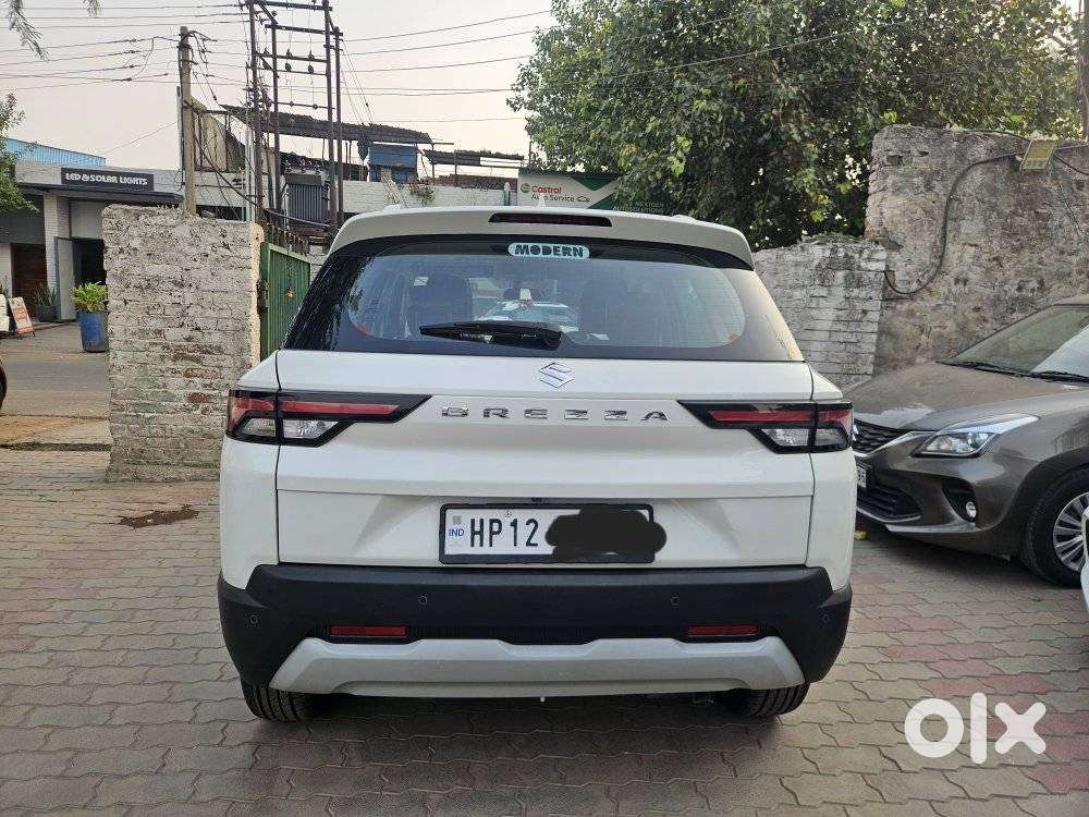 Maruti Suzuki Brezza 1.5 Zxi Smart Hybrid, 2023, Petrol