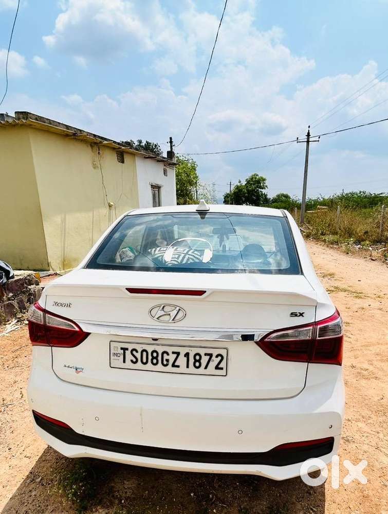 Hyundai Xcent Petrol Well Maintained