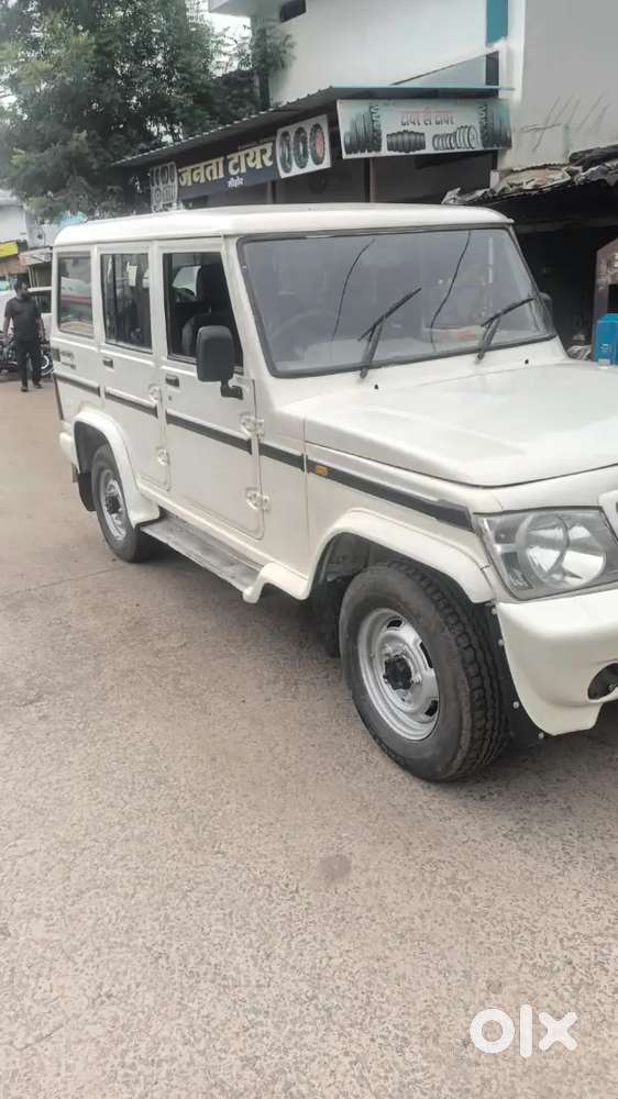 Mahindra Bolero Neo 2007