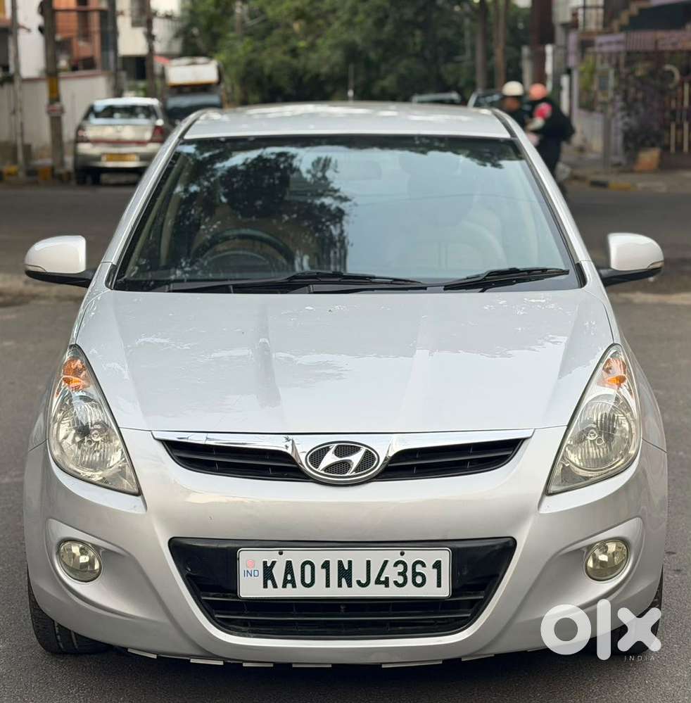 Hyundai I20 Asta (o) 1.2 Mt, 2011, Petrol