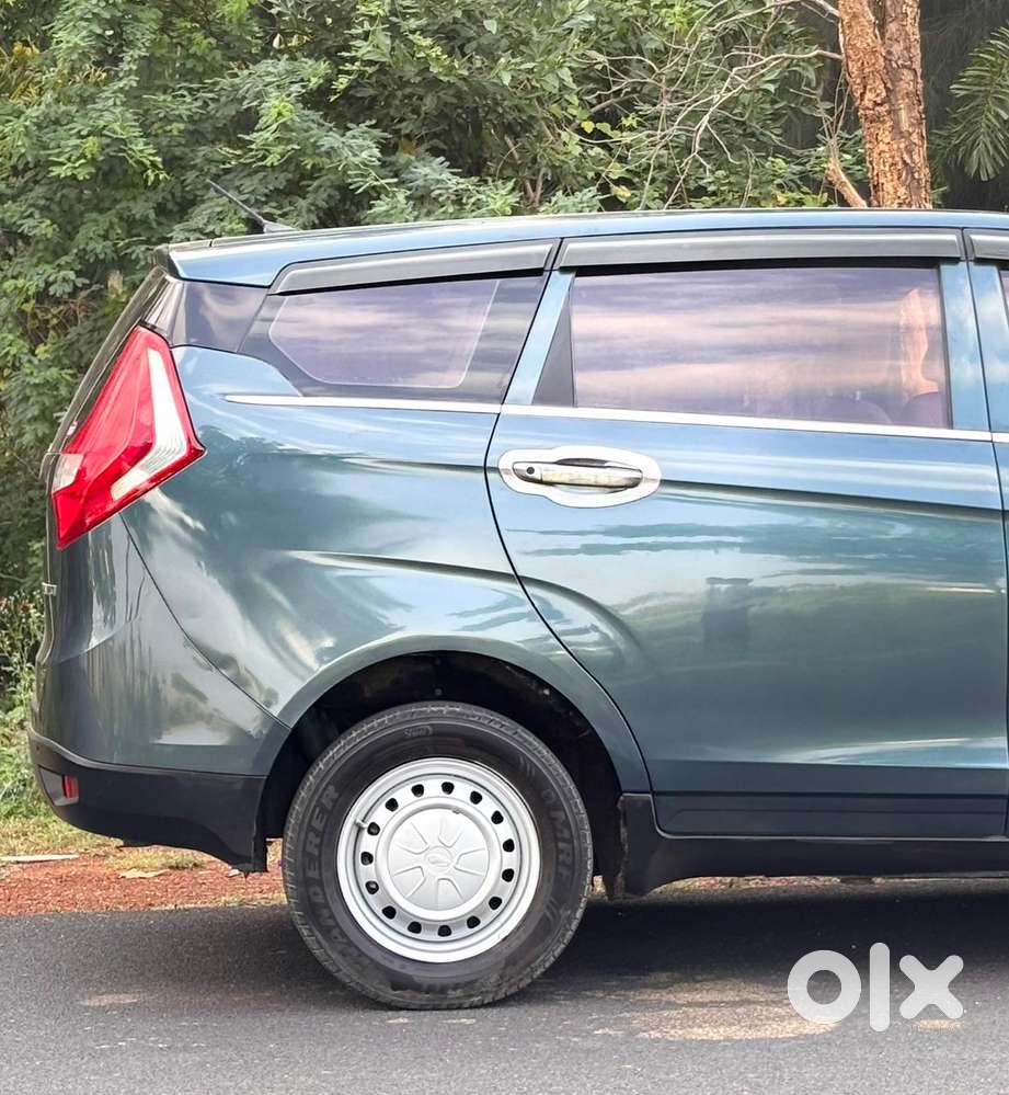 Mahindra Marazzo, 2019, Diesel