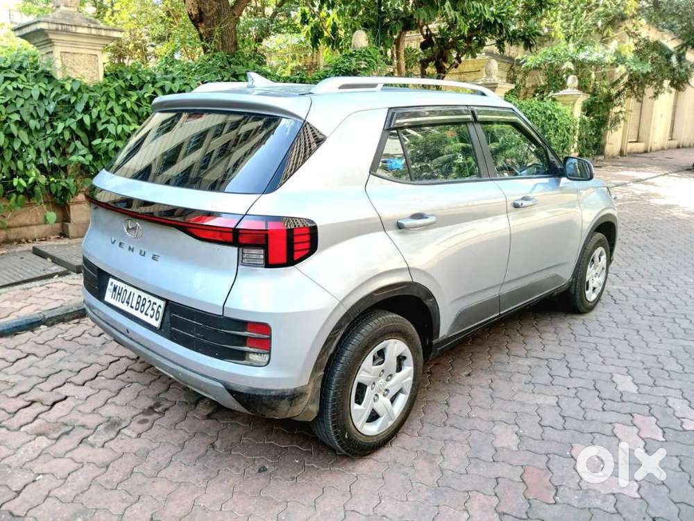 Hyundai Venue S 1.2 Petrol, 2022, Petrol