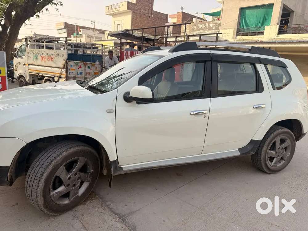 Renault Duster 2015 Diesel Well Maintained