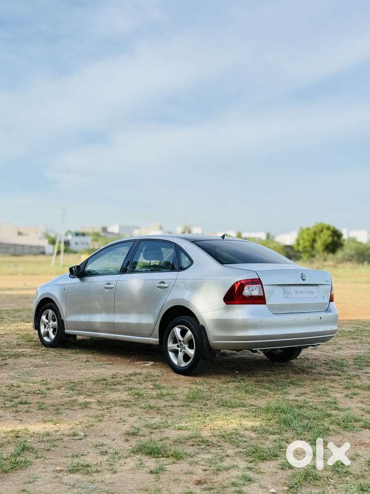 Skoda Rapid Elegance 1.6 Tdi Cr Manual, 2013, Diesel