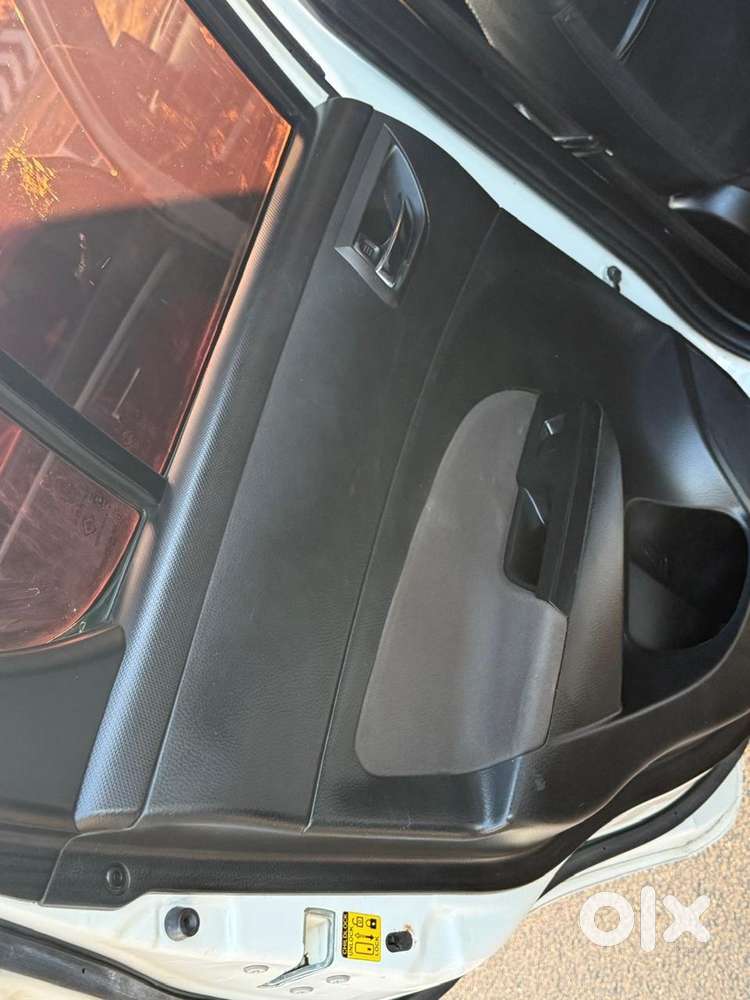 Maruti Swift Vxi Petrol  Single Owner  Good Condition