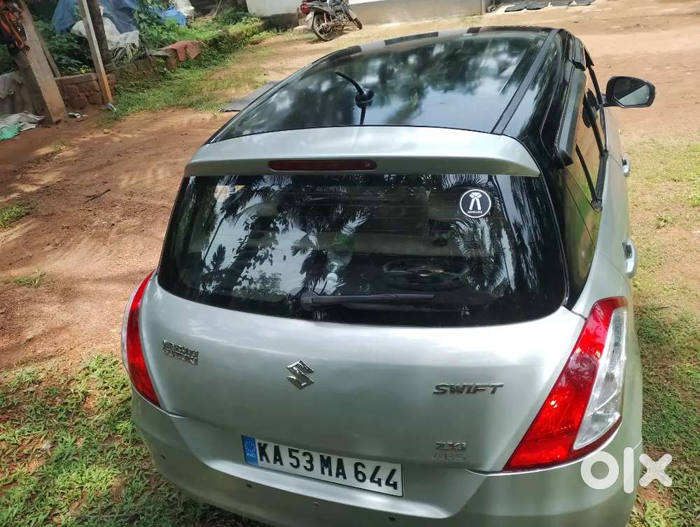 Maruti Suzuki Swift 2012