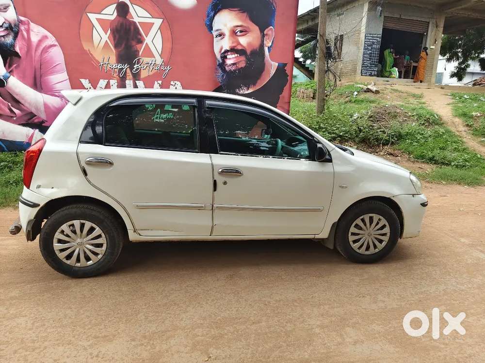 Toyota Etios Liva 2013