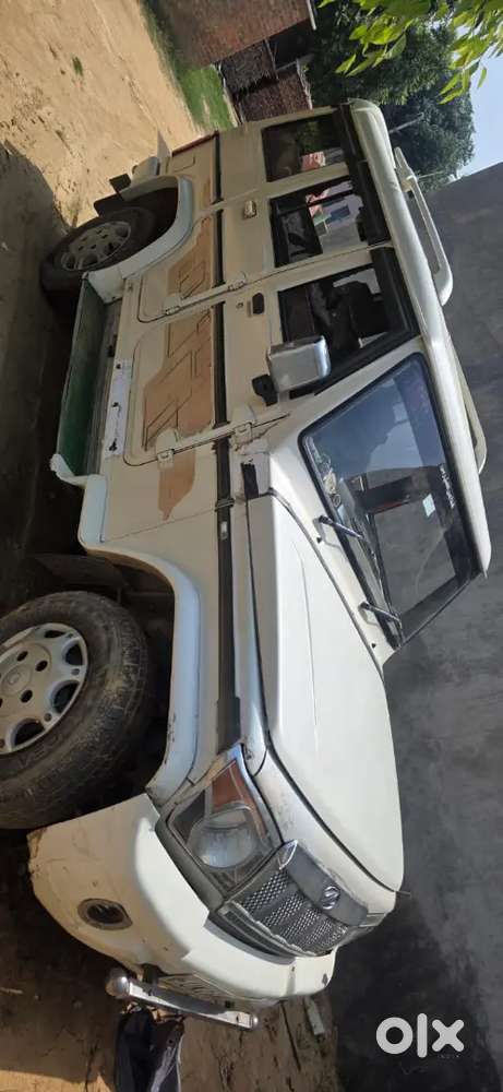 Mahindra Bolero 2012