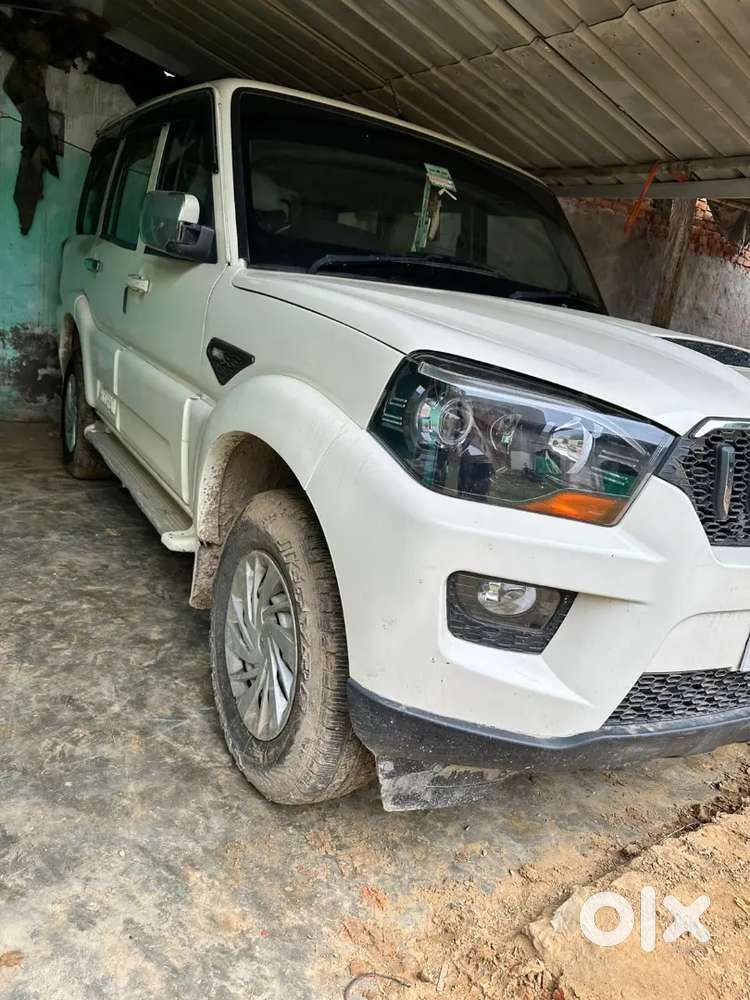 Mahindra Scorpio Classic 2018 Diesel 105000 Km Driven
