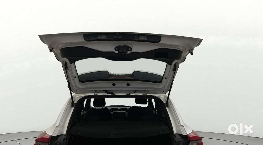 Nissan Magnite 1.0 Xv Premium Turbo Cvt, 2023, Petrol