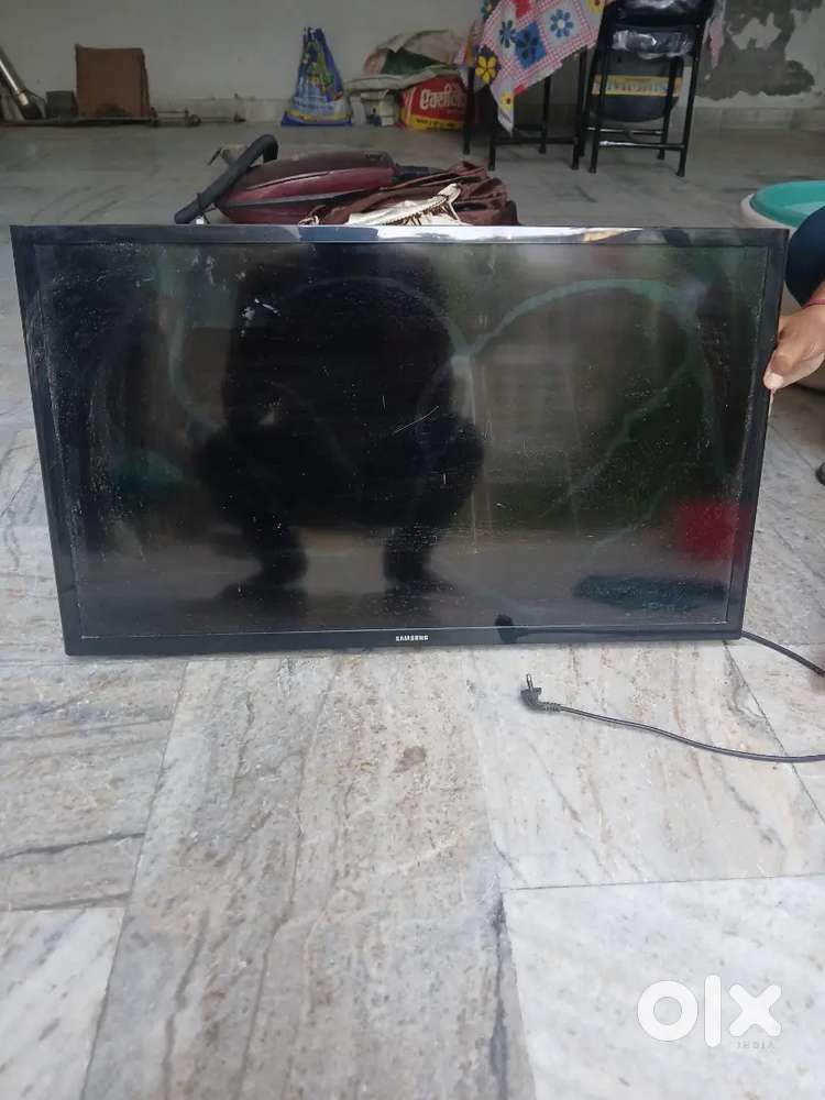 SAMSUNG 32 Inch Led