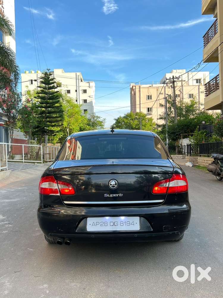Skoda Superb 1.8 Tsi Elegance 2010 Model