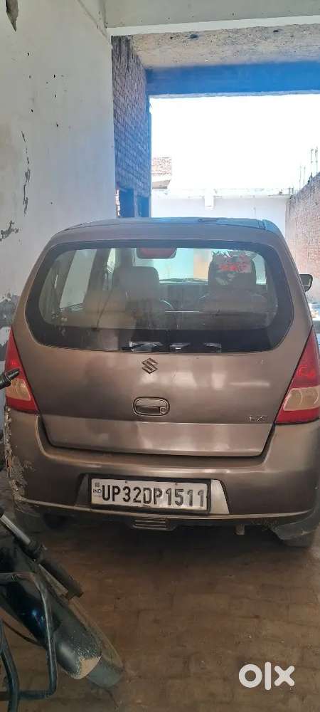 Front Tyre New Rear Tyre 50 Persent  Battery