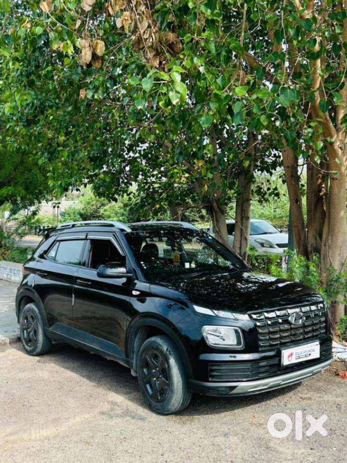 Hyundai Venue S 1.2 Petrol, 2025, Petrol