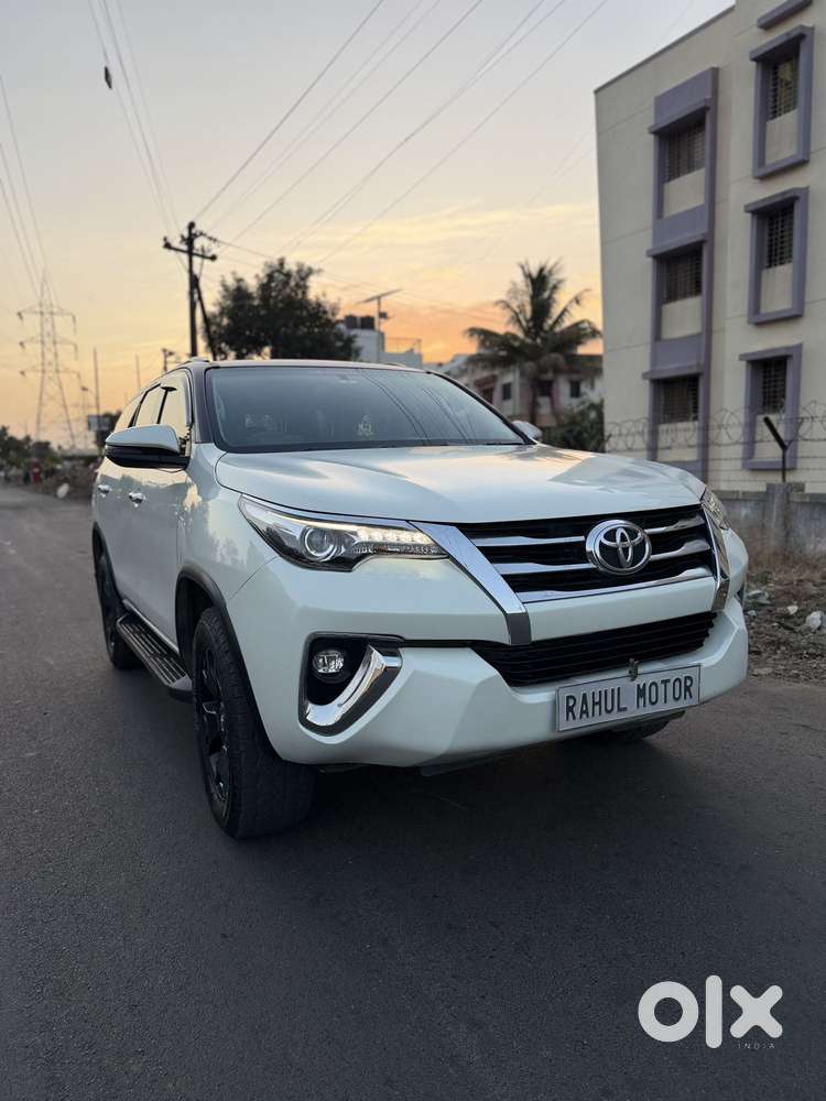 Toyota Fortuner 4x2 At 2.8 Diesel, 2019, Diesel