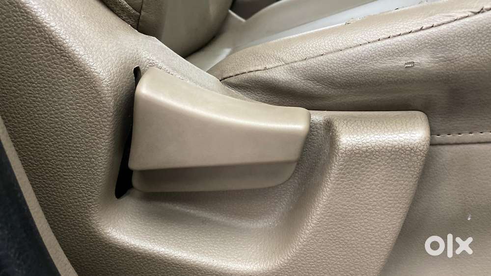 Mahindra Tuv 300 T6 Plus, 2017, Diesel
