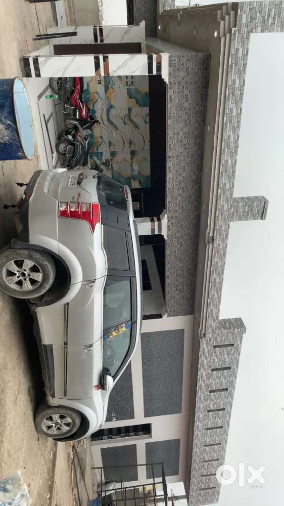 Mahindra Xuv500 2014 Diesel 115000 Km Driven