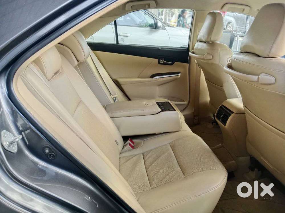 Toyota Camry 2.5 Hybrid, 2015, Petrol