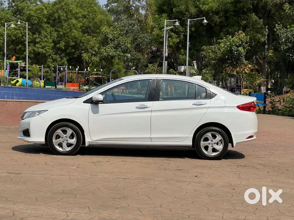 Honda City V