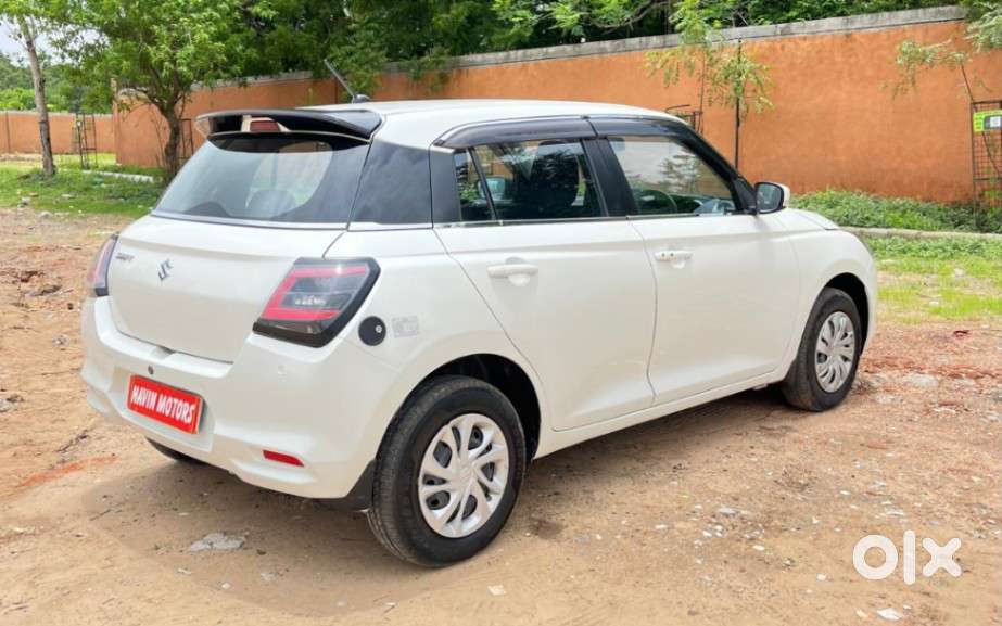 Maruti Suzuki Swift 1.2 Vxi (o), 2025, Petrol