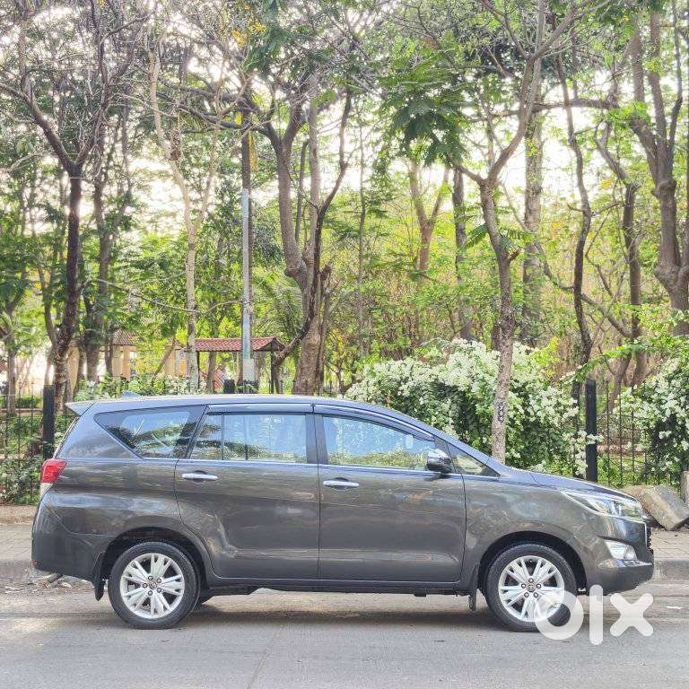 Toyota Innova Crysta 2.8z Automatic, 2018, Diesel
