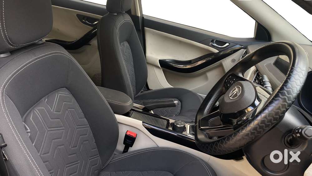 Tata Nexon 1.2 Revotron Xz Plus, 2022, Petrol