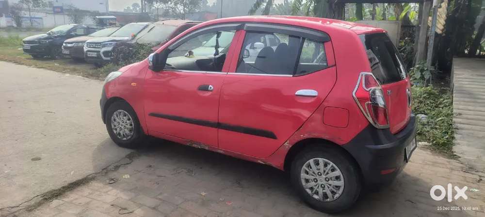 Hyundai I10 2013 Car Top Condition,27 March Insurance, Life Time Tax