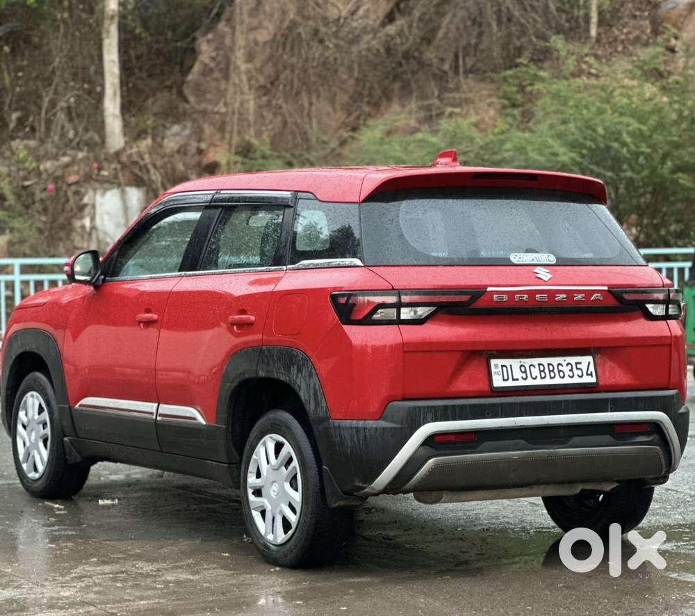Maruti Suzuki Brezza 1.5 Vxi Cng, 2023, Cng & Hybrids