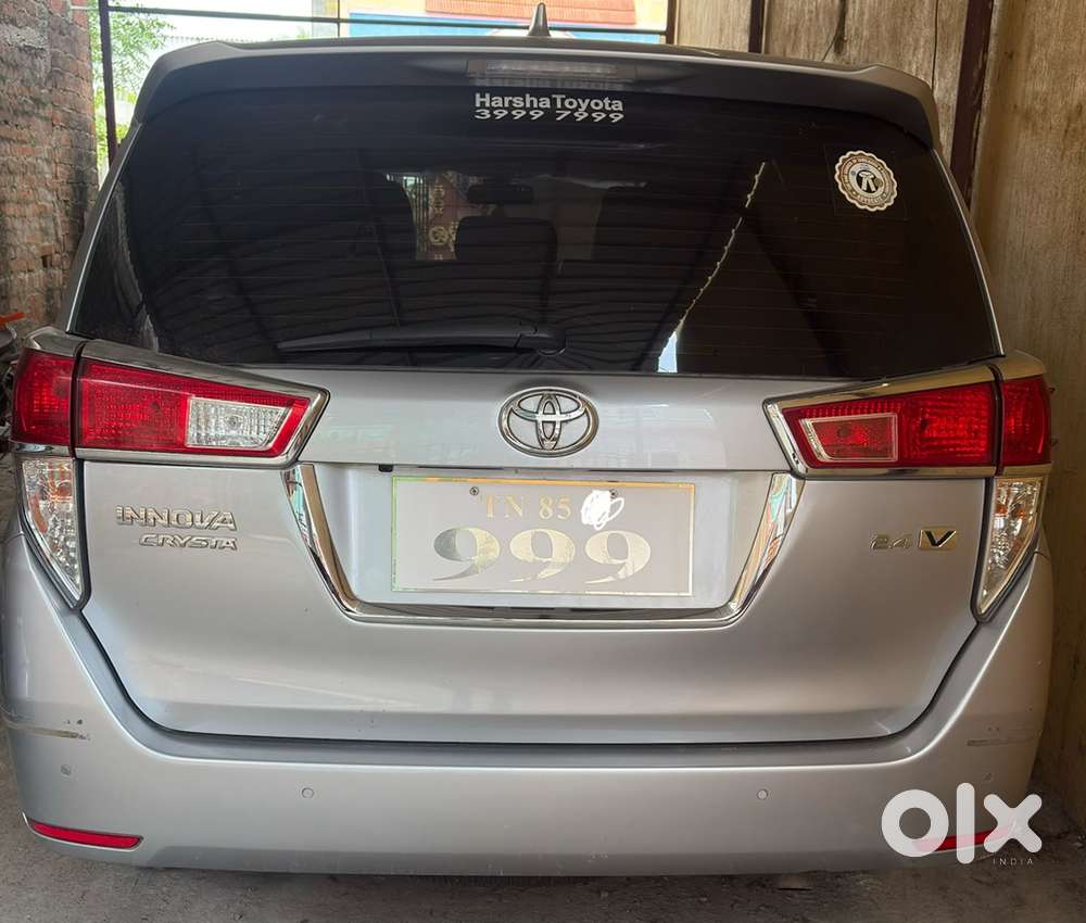 Toyota Innova Crysta Diesel 2022