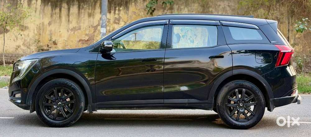 Mahindra Xuv700 2.2 Ax 7 Diesel At Luxury Pack Str, 2025, Diesel