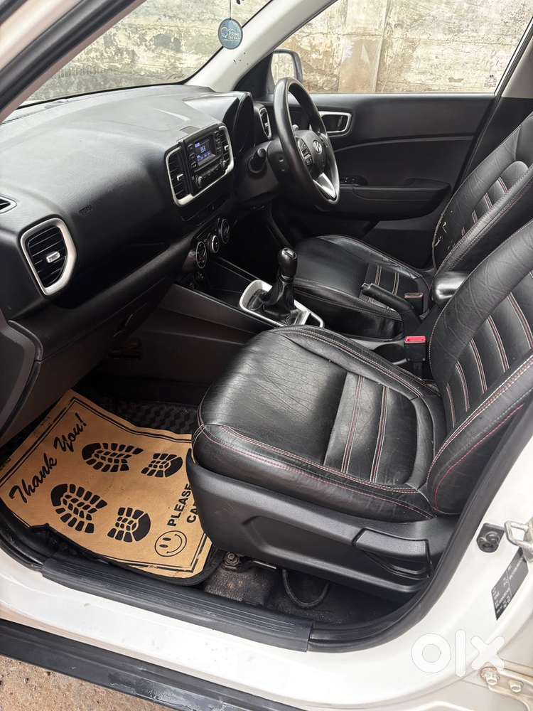 Hyundai Venue 2019 Petrol 71000 Km Driven