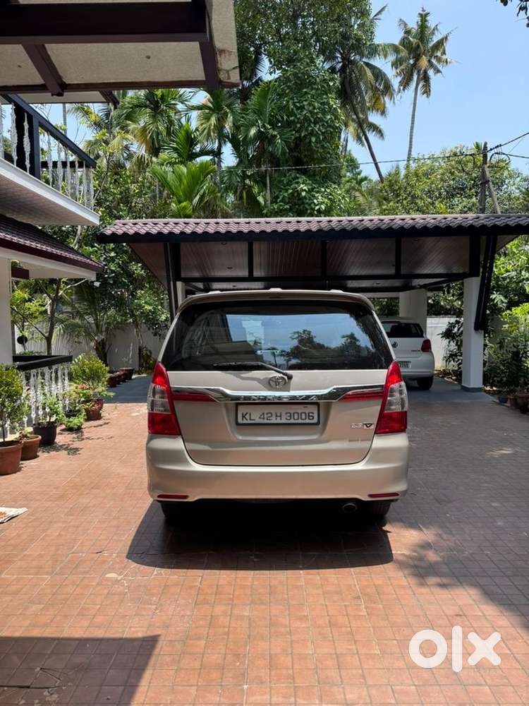 Toyota Innova 2013 Diesel Well Maintained