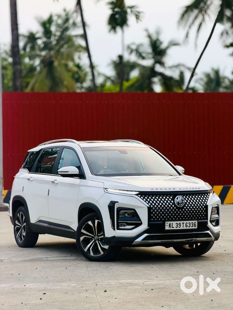 Mg Hector Plus Sharp Pro 1.5 Turbo Petrol Cvt 7 Str, 2023, Petrol