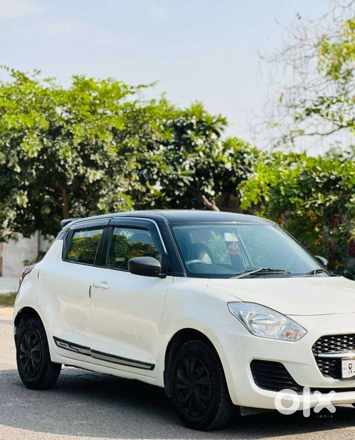 Maruti Suzuki Swift 1.2 Lxi (o), 2021, Petrol