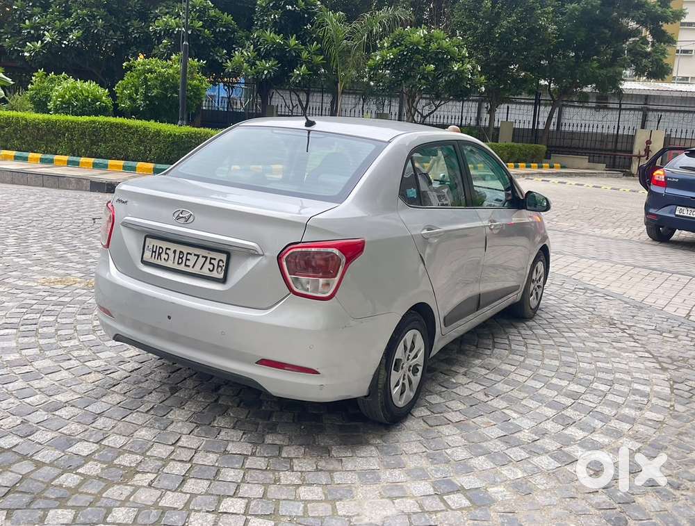 Hyundai Xcent Petrol 2015