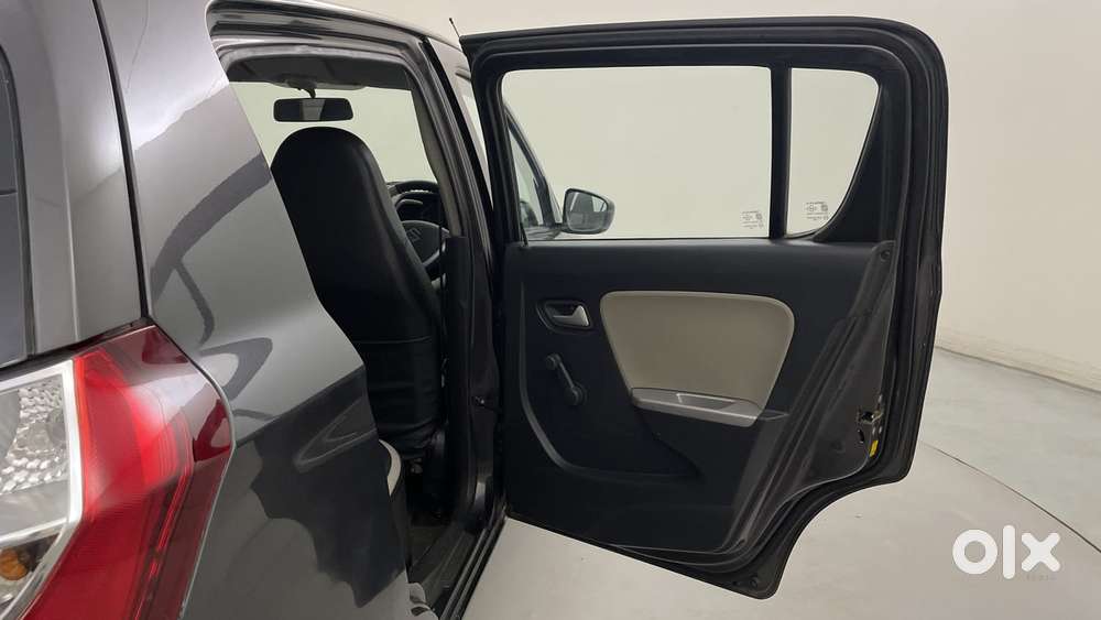 Maruti Suzuki Alto K10 1.0 Vxi Amt, 2016, Petrol