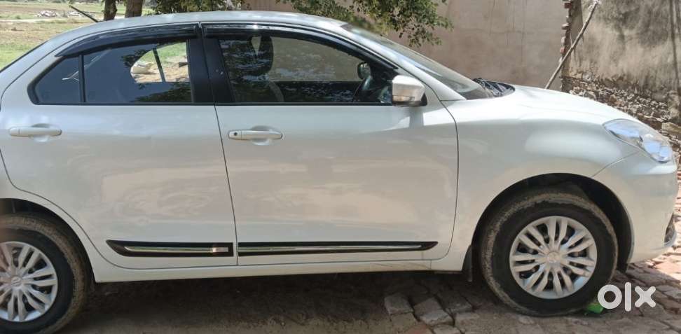 Maruti Suzuki Dzire 1.2 Vxi, 2024, Petrol
