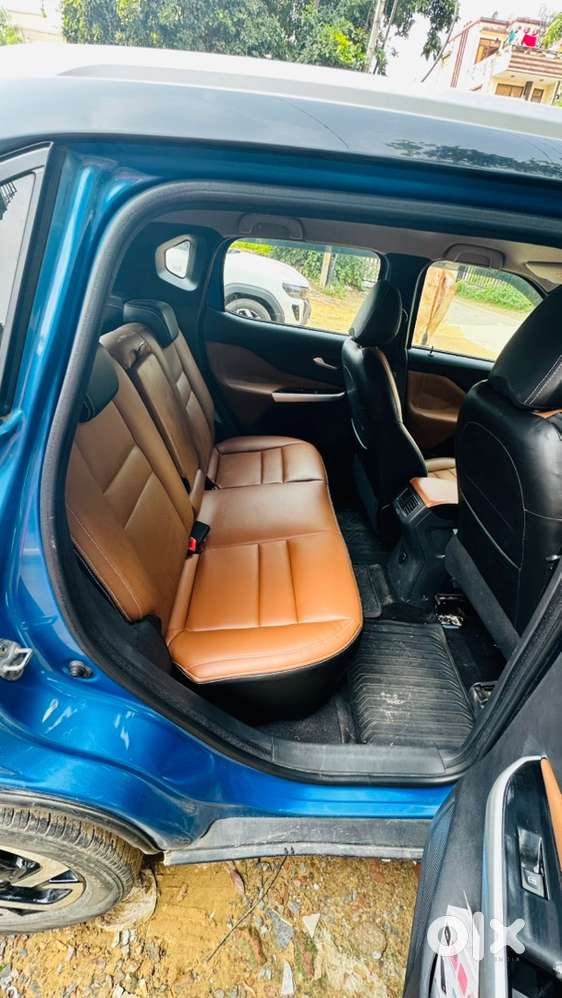 Nissan Magnite 2025 Petrol Automatic