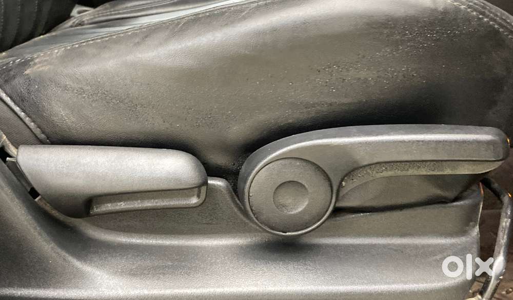 Maruti Suzuki Vitara Brezza 1.5 Zxi At, 2020, Petrol