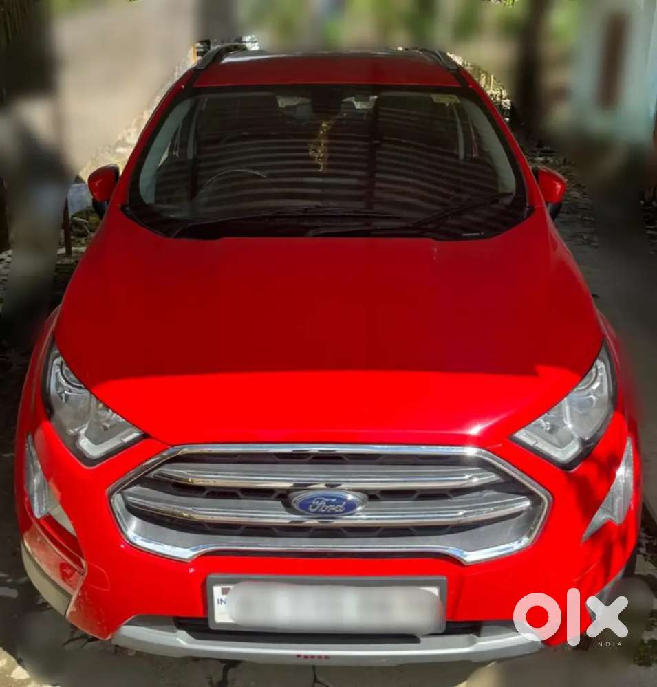 Ford Ecosport 2017 Variant Top Model With Sunroof And Six Airbag.