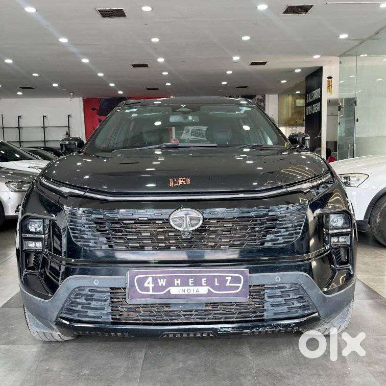 Tata Safari Adventure Plus Dark Edition, 2024, Diesel