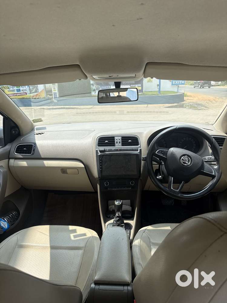 Skoda Rapid 1.5 Tdi At Elegance, 2015, Diesel