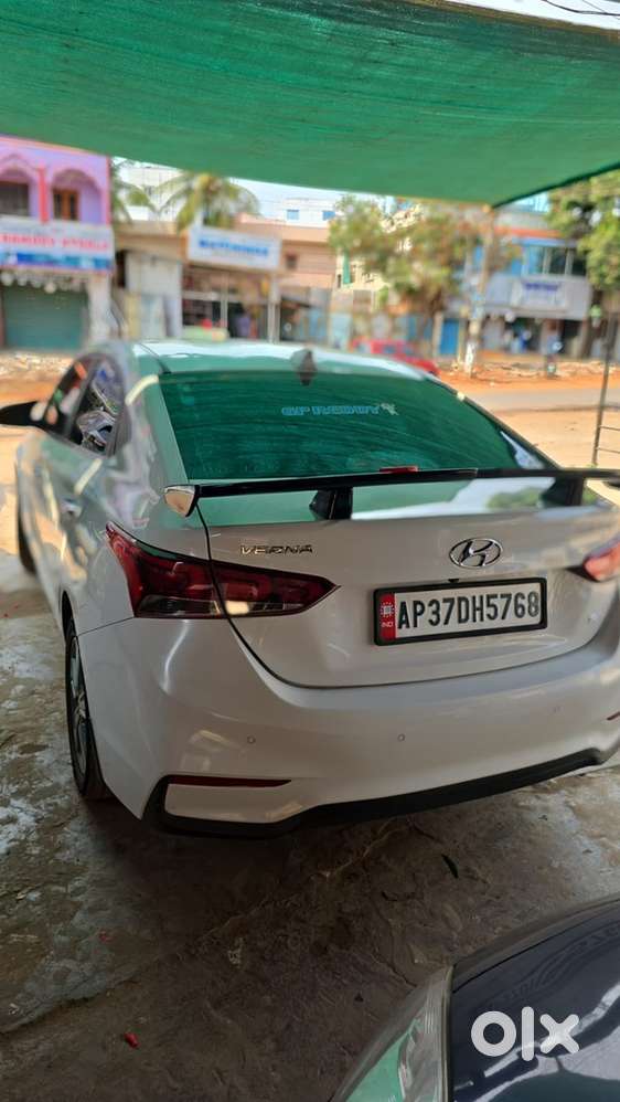 Hyundai Fluidic Verna 2018