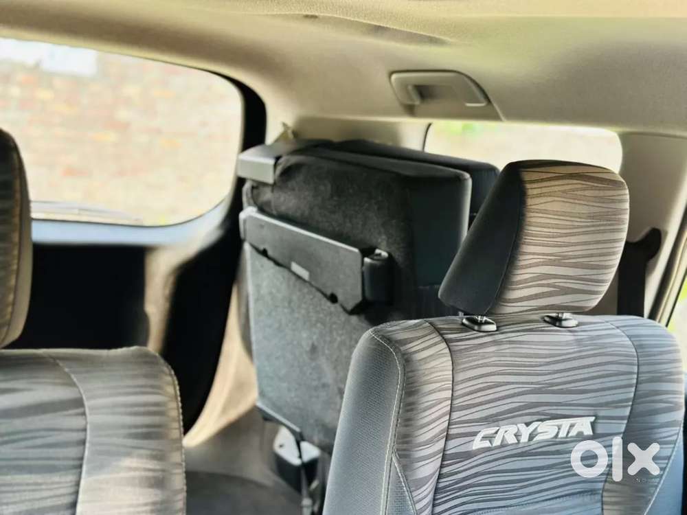 Toyota Innova Crysta [2020-ongoing] 2.4 Vx 7 Str, 2020, Diesel