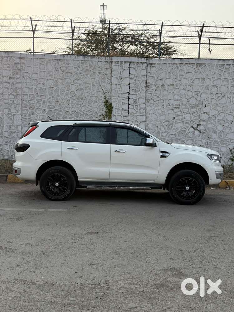 Ford Endeavour 3.2 Titanium 4x4 At, 2018, Diesel