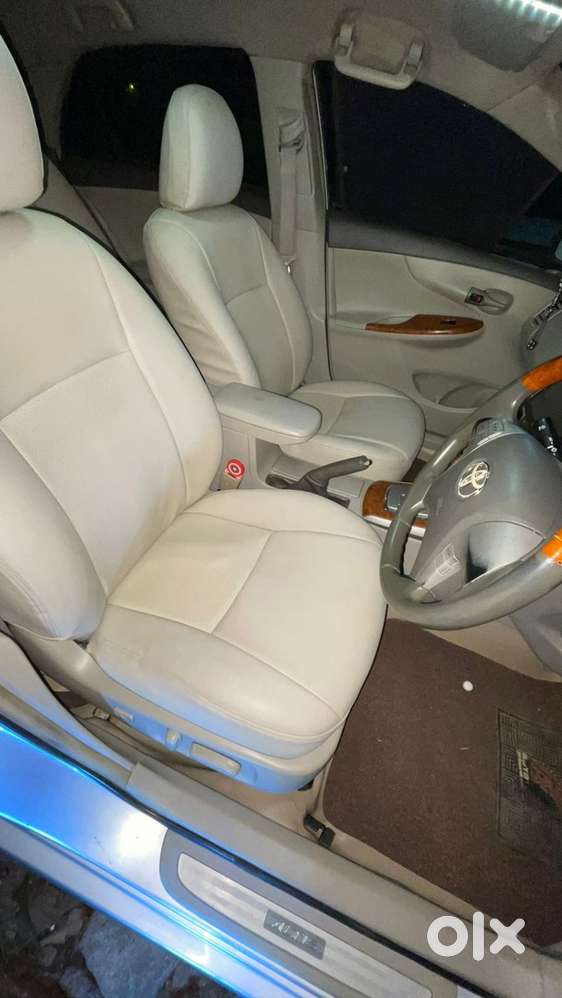 Toyota Corolla Altis 2010 Model Automatic Topend Model