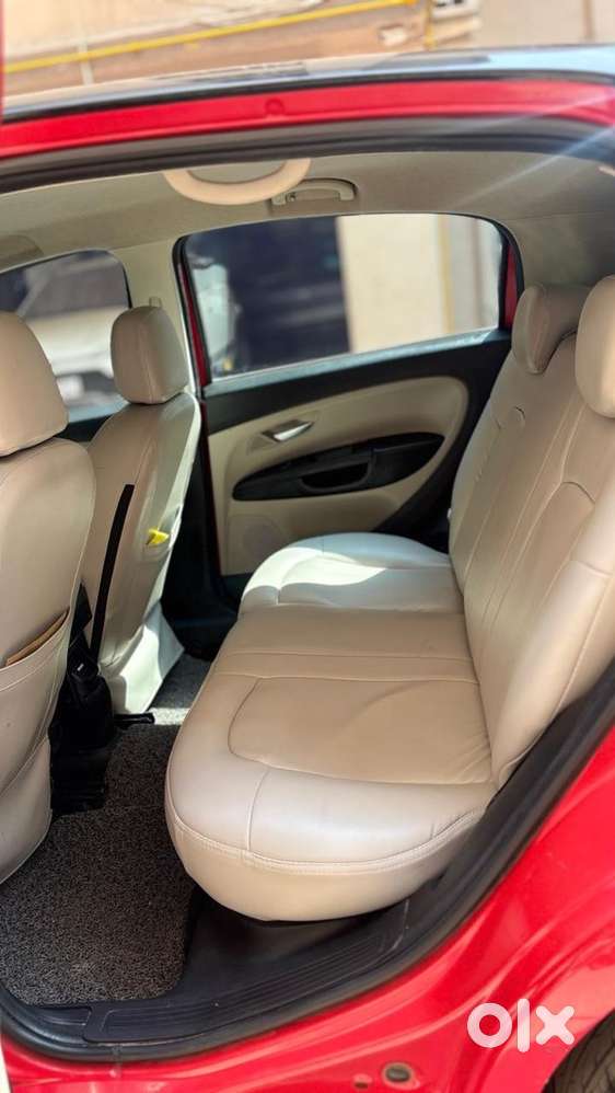 Fiat Punto Evo 2015 Diesel 74658 Km Driven With Company Records.