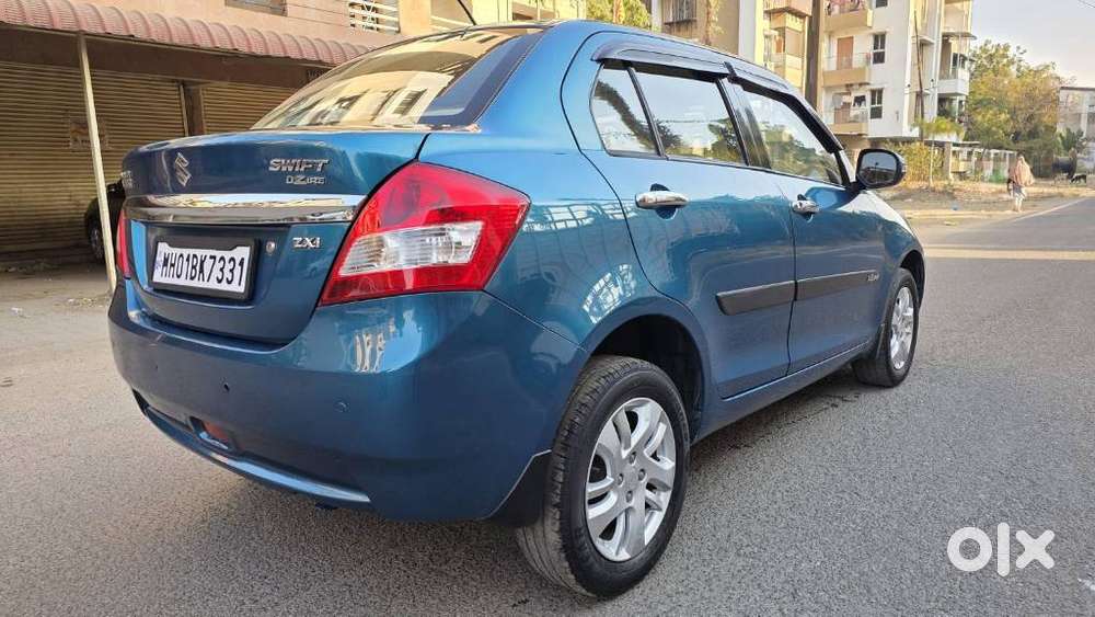 Maruti Suzuki Swift Dzire 1.2 Zxi Bsiv, 2014, Petrol
