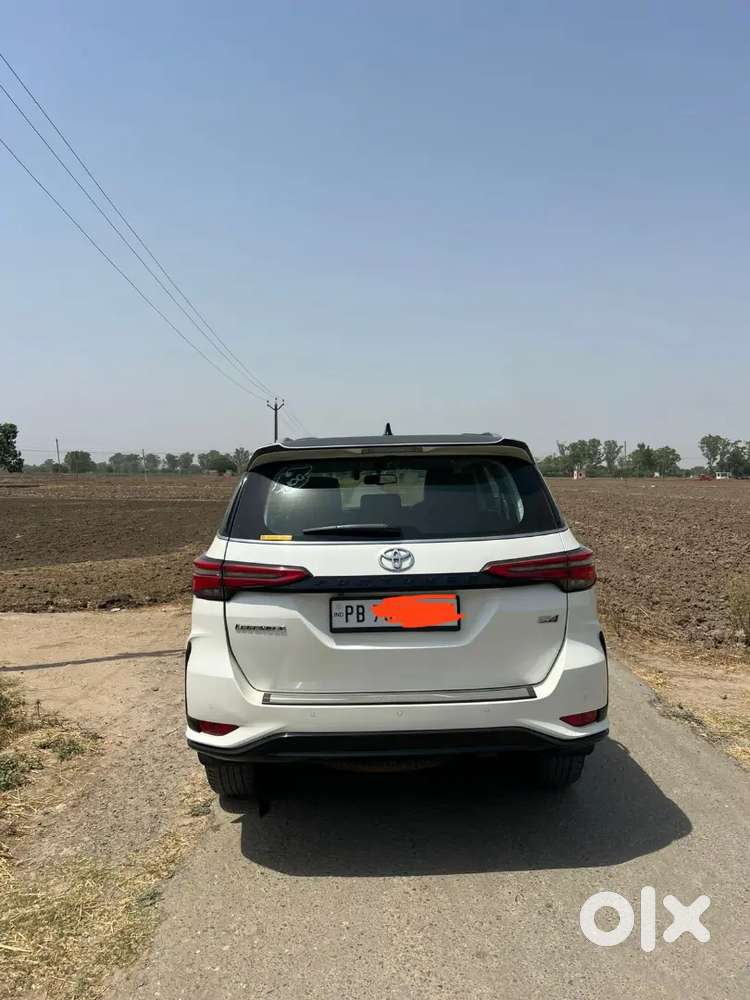 Toyota Fortuner 2021 Legender 4x4