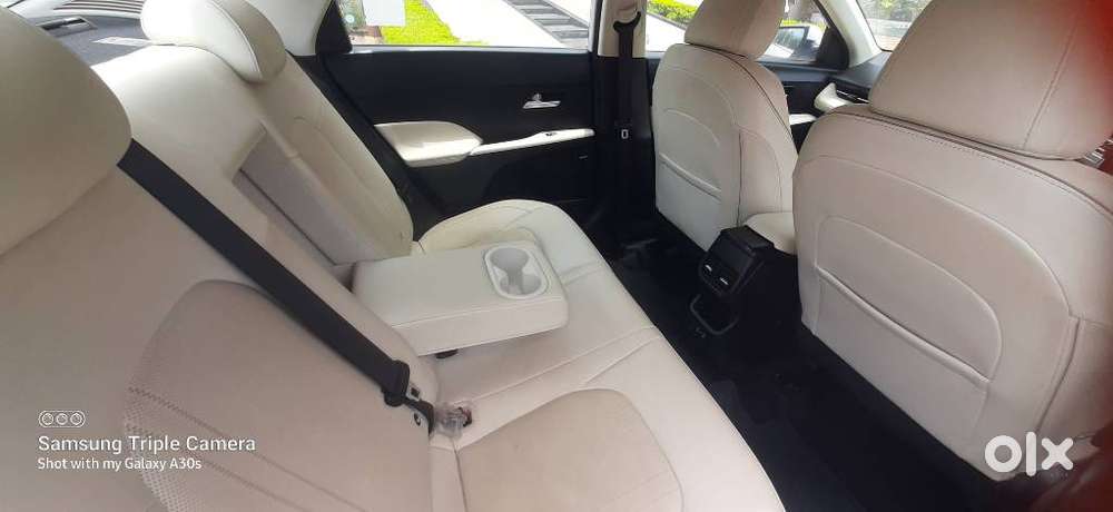 Hyundai Verna 1.5 Sx (o) Vtvt, 2023, Petrol
